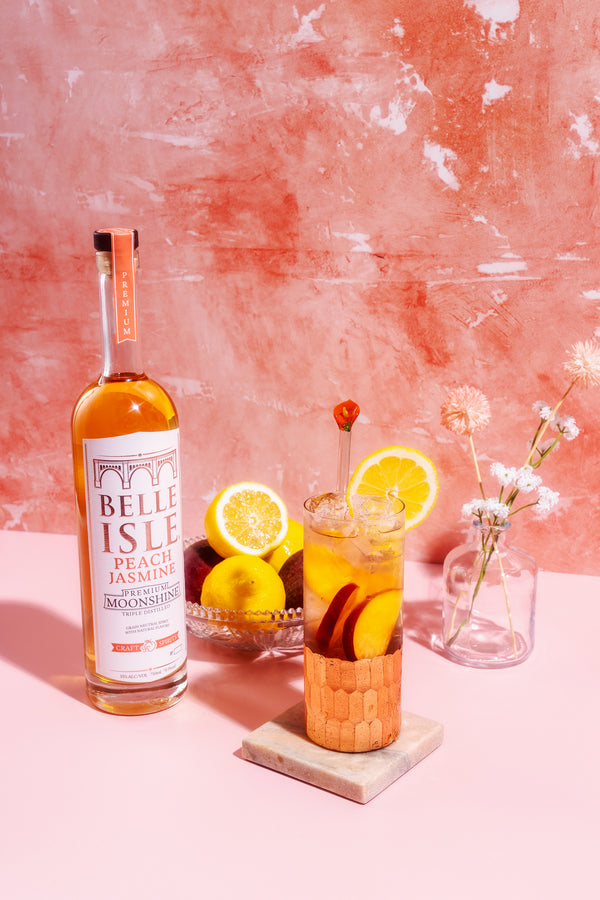 Peach Iced Tea - Belle Isle Peach Jasmine cocktail recipe - Belle Isle Moonshine